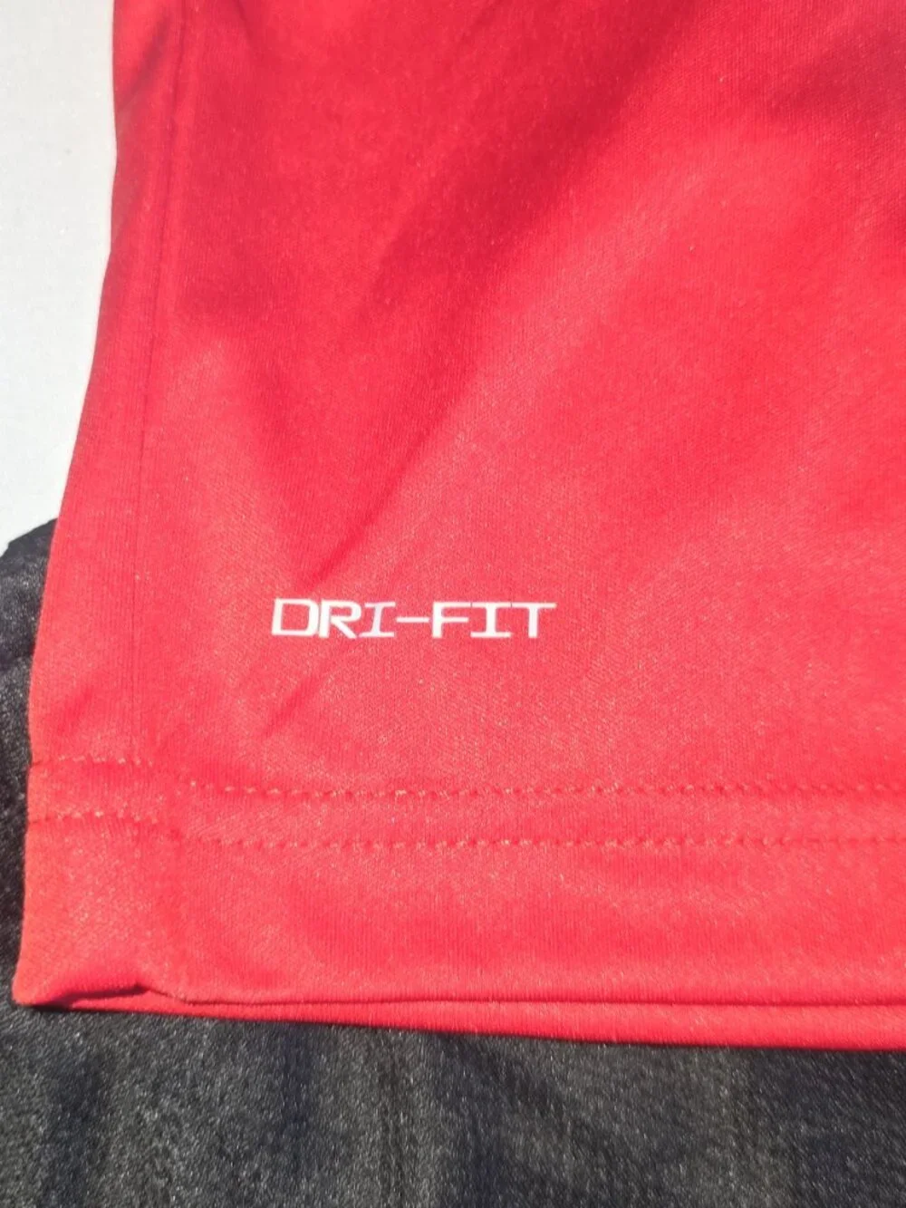Nike Kids Dri-FIT 2 Piece Set Red Shirt Black Shorts Size 4 NWT - Picture 4 of 6